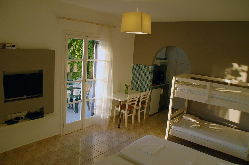 Handrina Studios Naxos City Bilik gambar